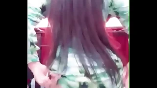 Guatemalteca me env&iacute;a video subi&eacute;ndose el vestido